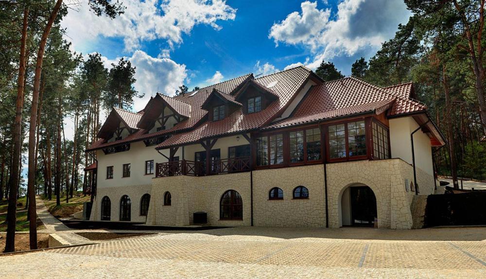 ינוביץ' Hotel Kazimierski Zdroj מראה חיצוני תמונה