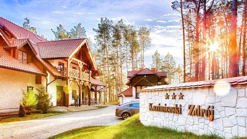 ינוביץ' Hotel Kazimierski Zdroj מראה חיצוני תמונה